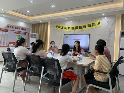 豐富志愿者文化生活 石圍社區(qū)推出為期10天的墨香書(shū)法工作坊